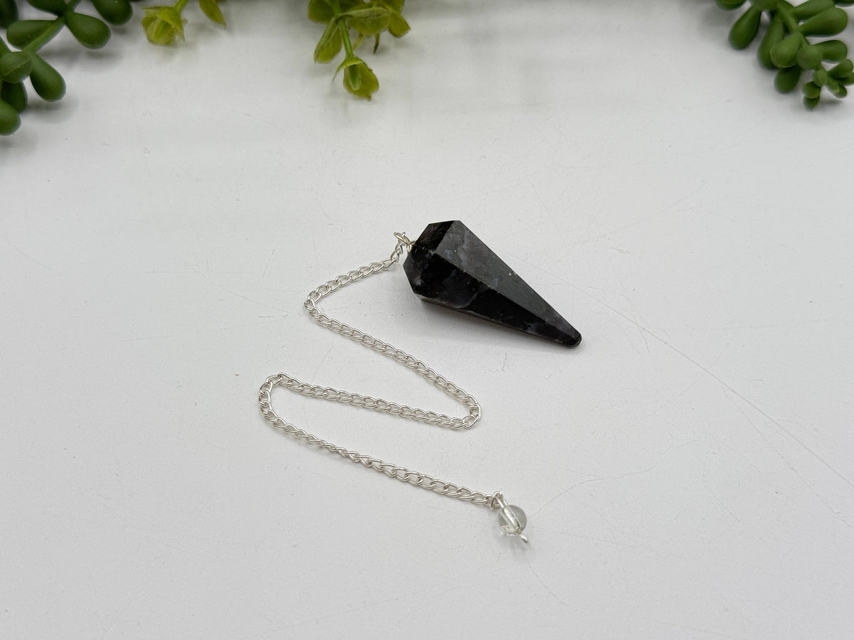 Indigo Gabbro Pendulum w/Silver Plated Chain