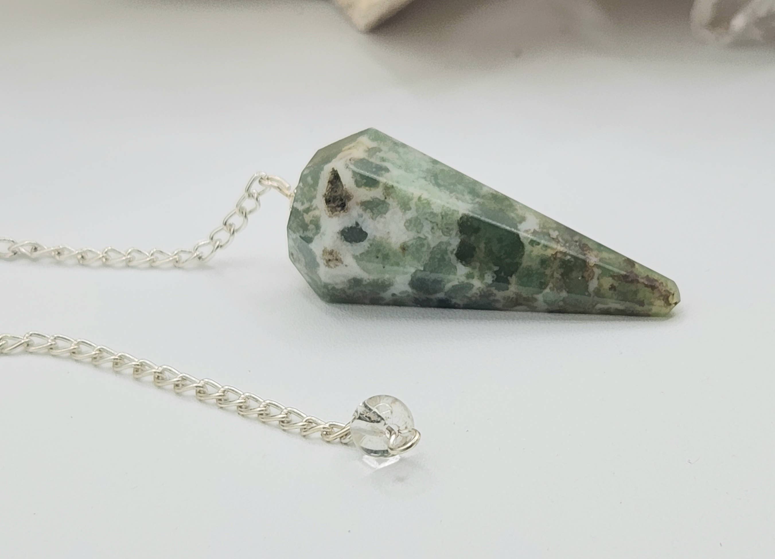 Moss Agate Pendulum w/Silver Plated Chain