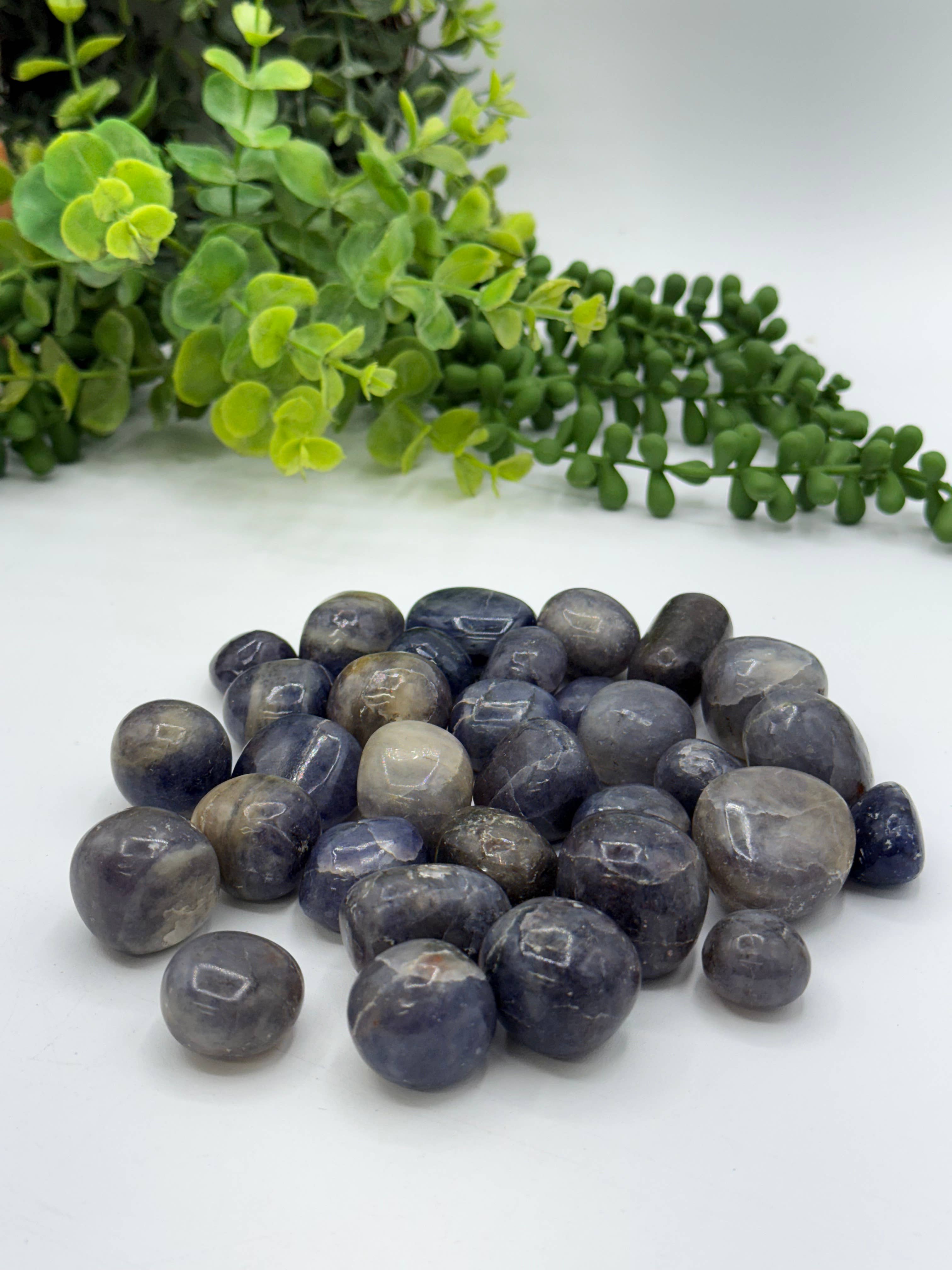Iolite Tumbled (0.5kg/1.1lbs) Approx. 20-25mm: 1KG/2.2LBS