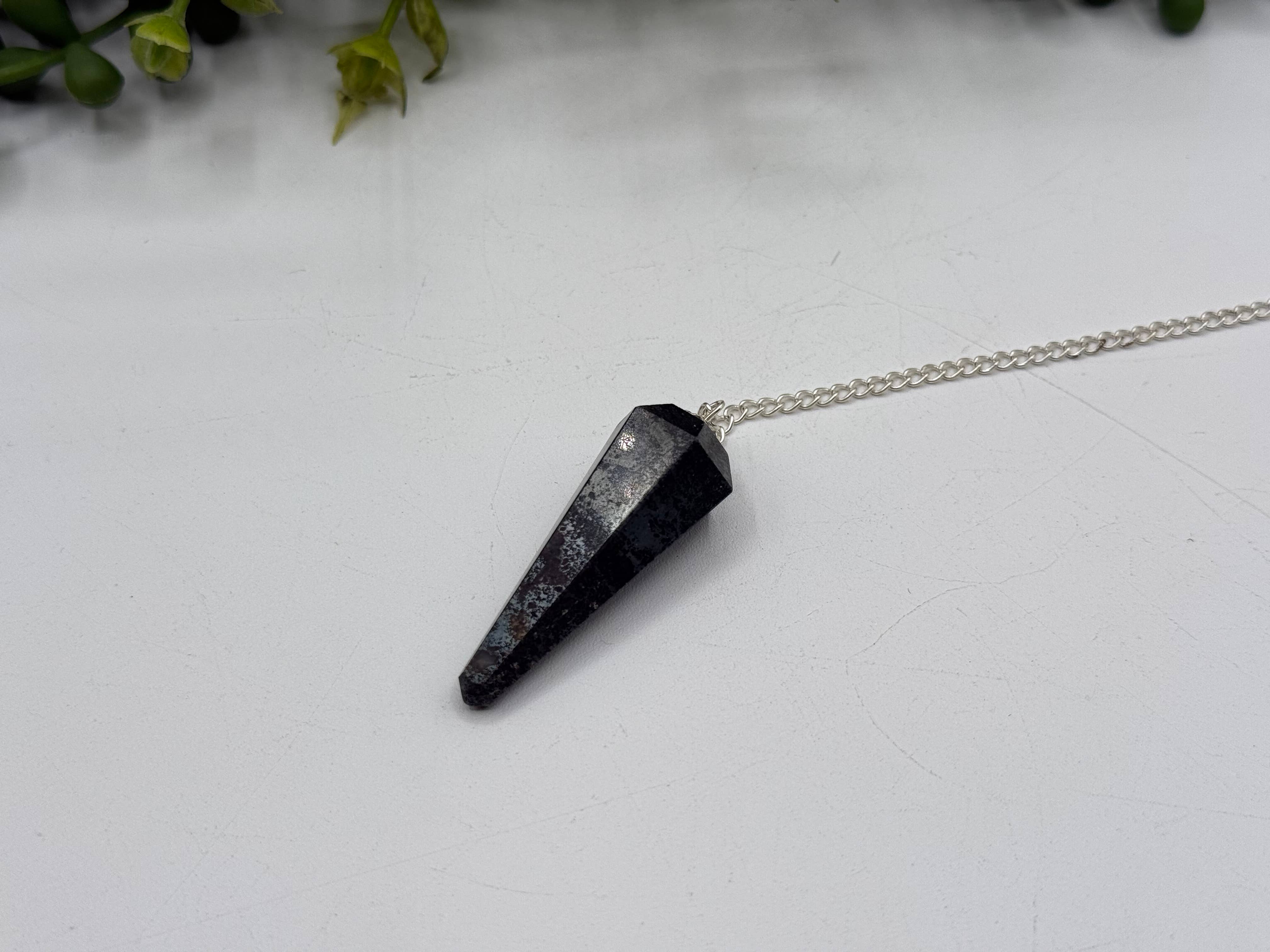 Hematite Pendulum w/Silver Plated Chain
