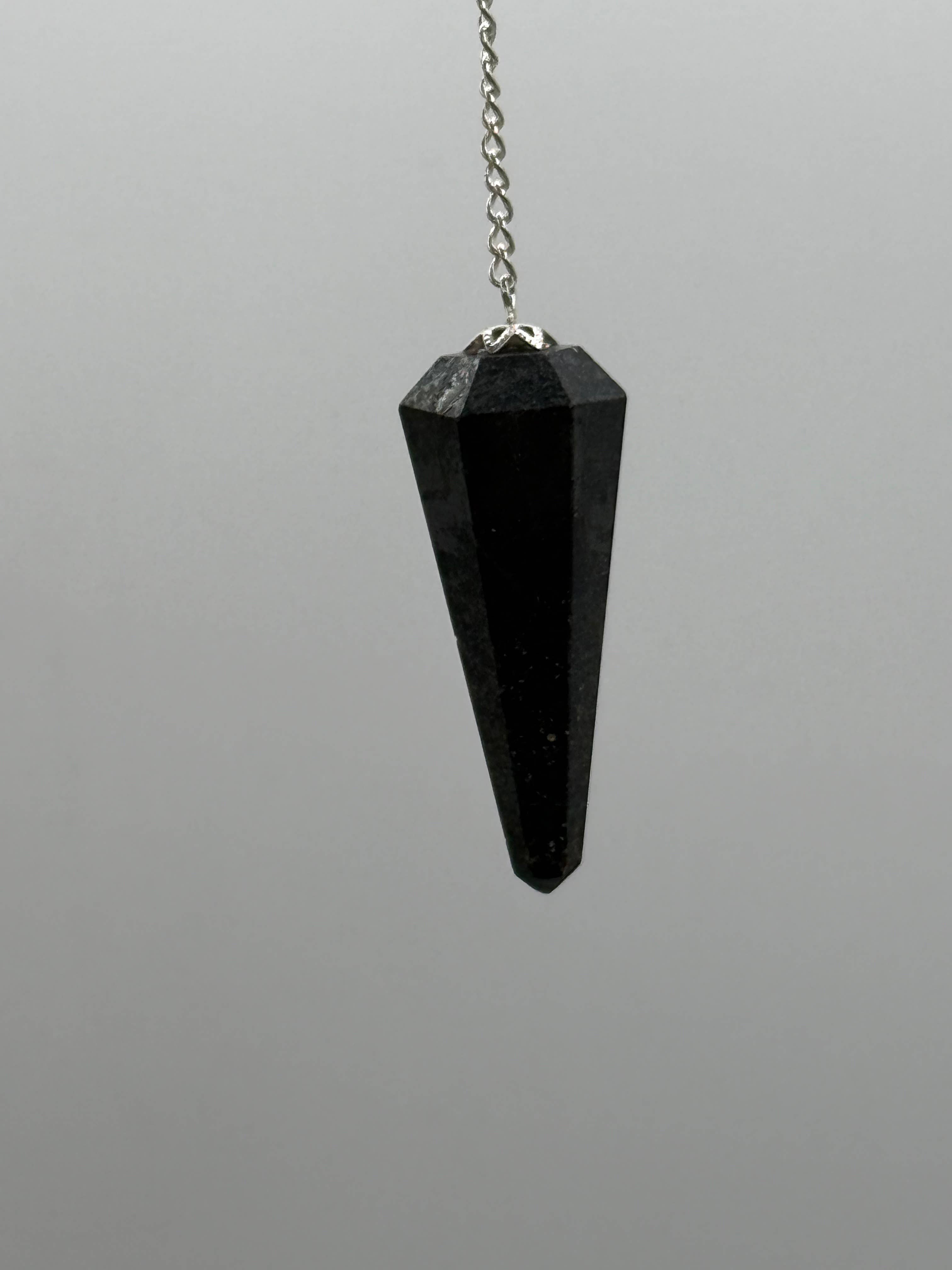 Hematite Pendulum w/Silver Plated Chain