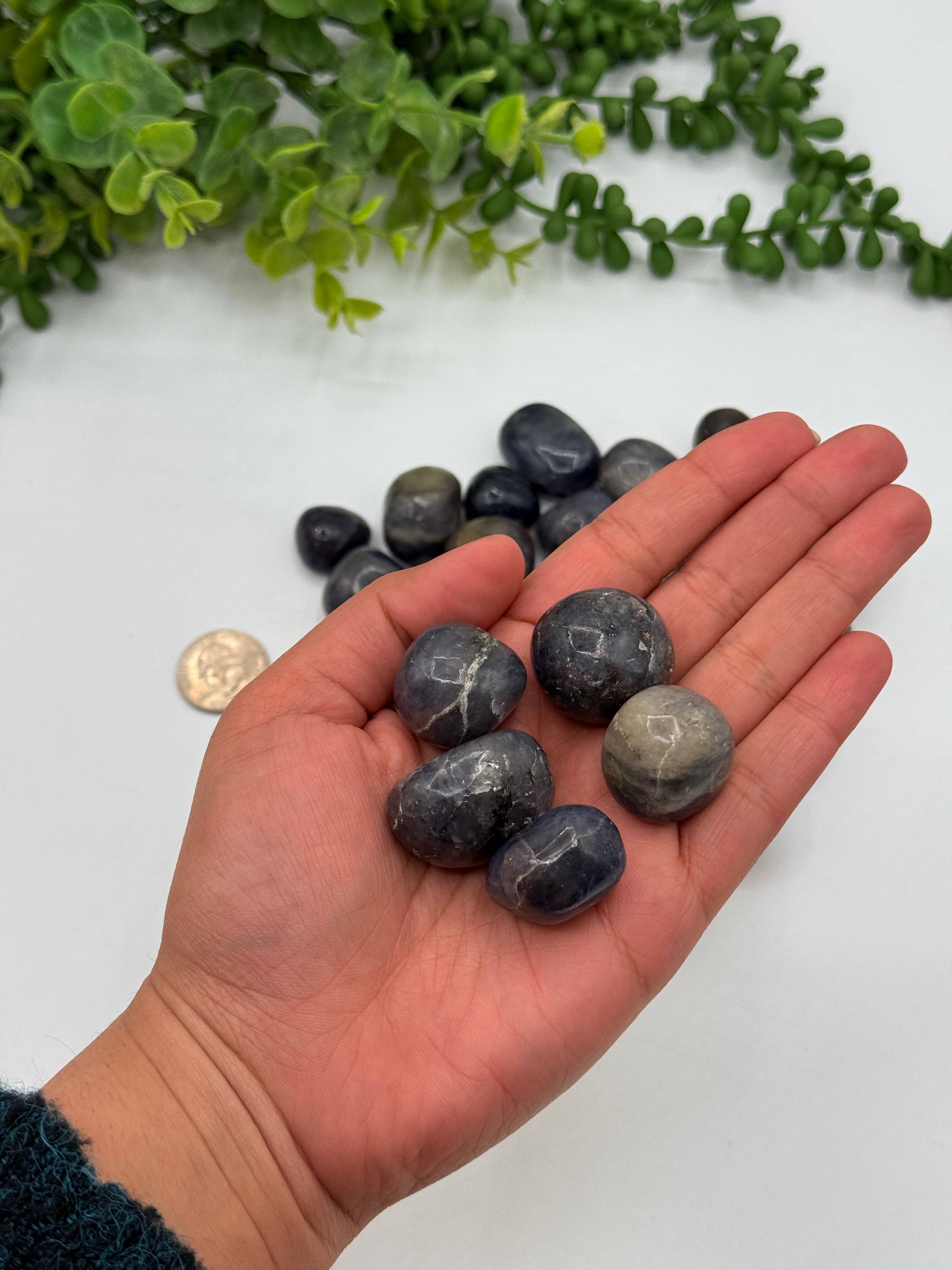 Iolite Tumbled (0.5kg/1.1lbs) Approx. 20-25mm: 1KG/2.2LBS