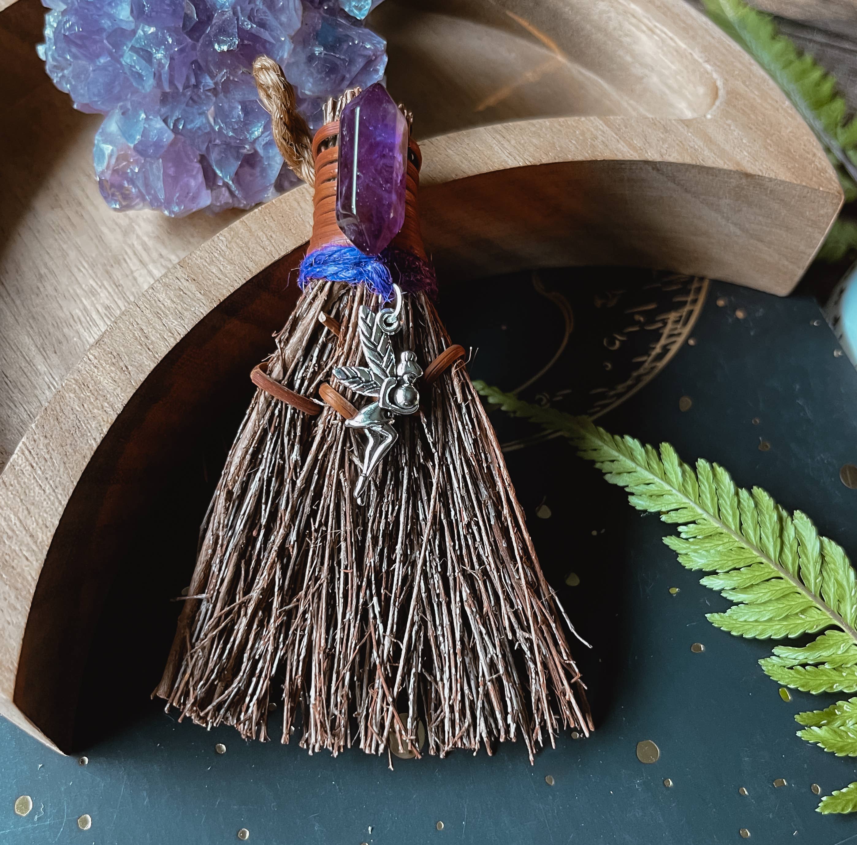 Amethyst Fairy Mini Witch&#39;s Broom, Witchy Altar Besom 3&quot;: Unscented
